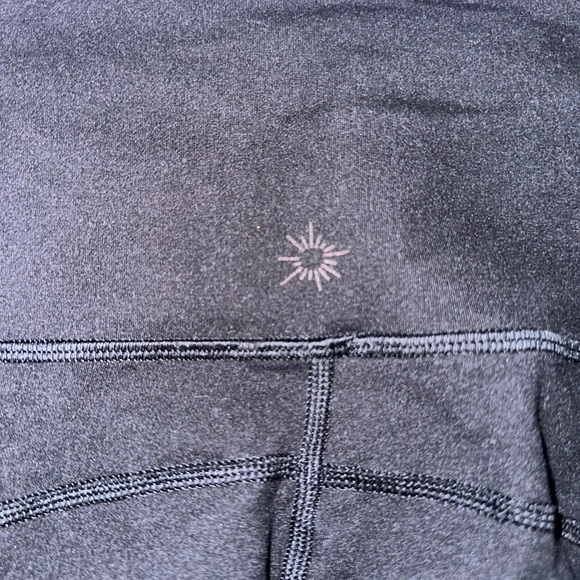 Black Aerie Offline Leggings - Picture 3 of 4